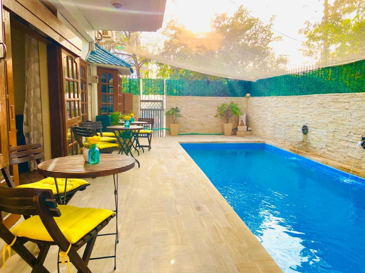 Roshani Pool Villa Gurgaon - 7Br #Privatepool #Villa #Bungalow #Garden #Staycation Zewnętrze zdjęcie