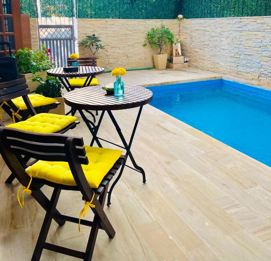 Roshani Pool Villa Gurgaon - 7Br #Privatepool #Villa #Bungalow #Garden #Staycation Zewnętrze zdjęcie