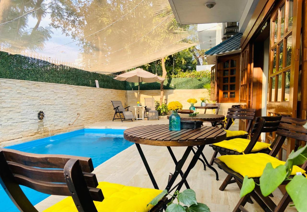 Roshani Pool Villa Gurgaon - 7Br #Privatepool #Villa #Bungalow #Garden #Staycation Zewnętrze zdjęcie