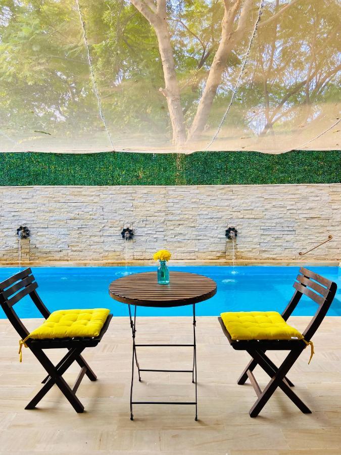 Roshani Pool Villa Gurgaon - 7Br #Privatepool #Villa #Bungalow #Garden #Staycation Zewnętrze zdjęcie