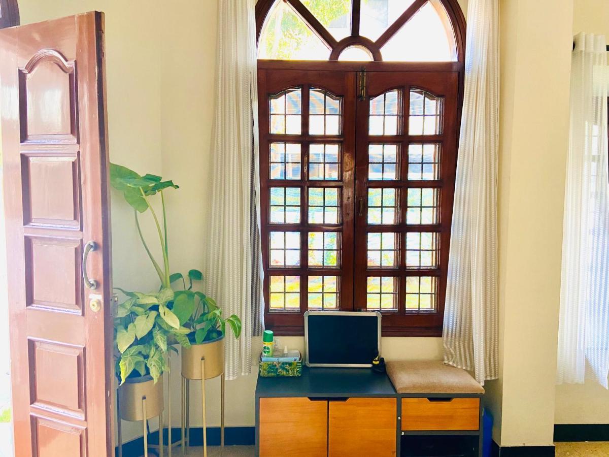 Roshani Pool Villa Gurgaon - 7Br #Privatepool #Villa #Bungalow #Garden #Staycation Zewnętrze zdjęcie