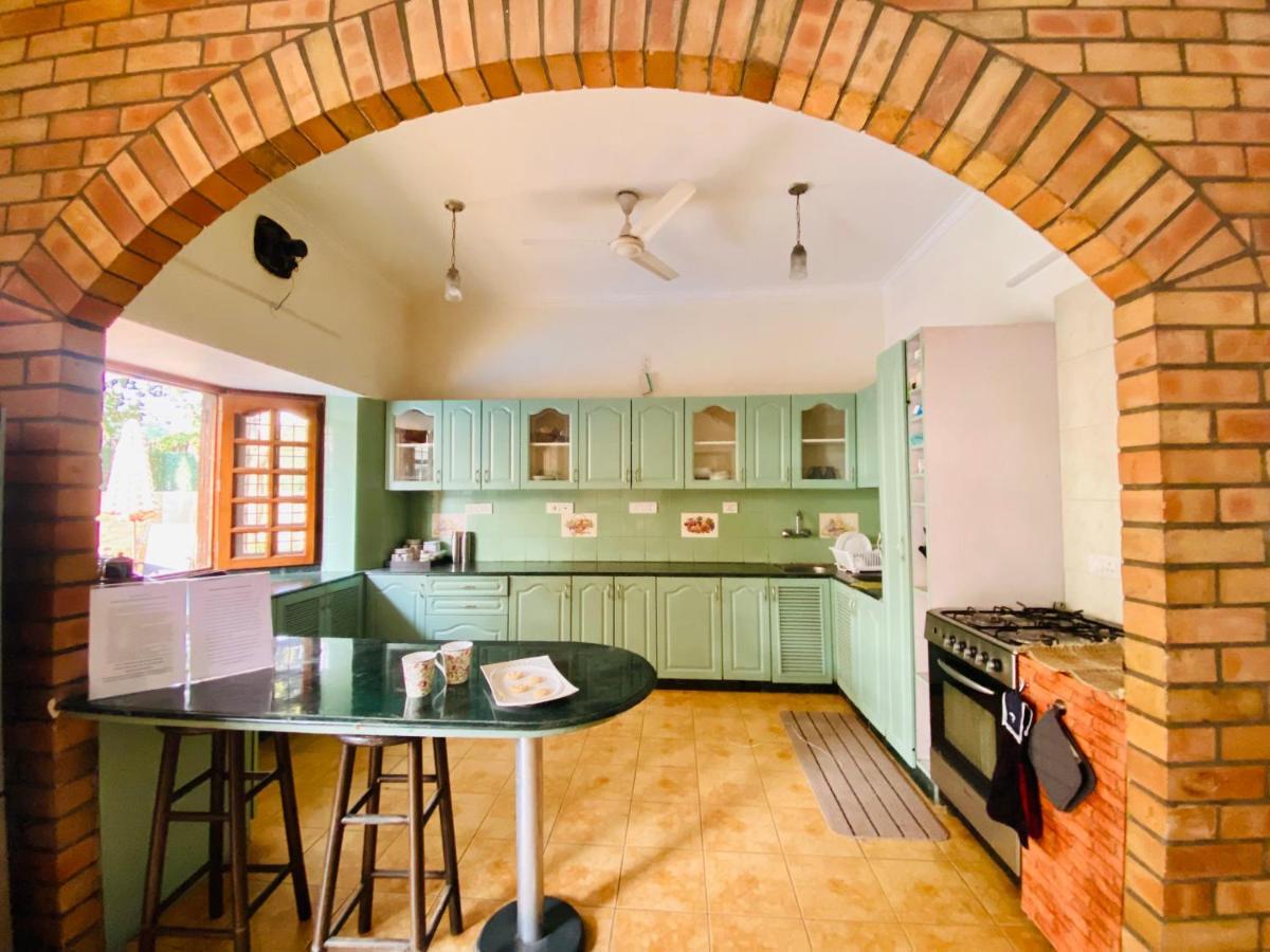 Roshani Pool Villa Gurgaon - 7Br #Privatepool #Villa #Bungalow #Garden #Staycation Zewnętrze zdjęcie