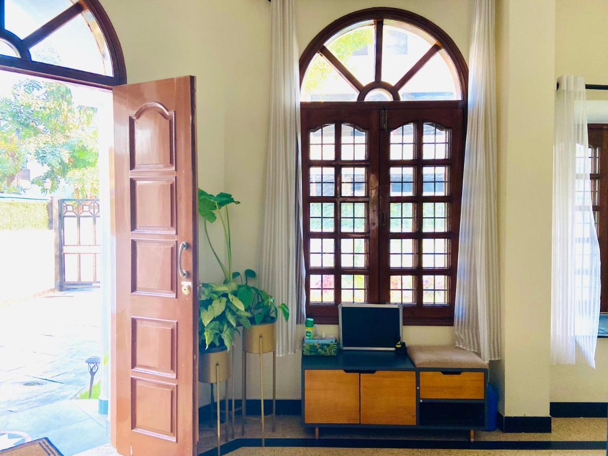 Roshani Pool Villa Gurgaon - 7Br #Privatepool #Villa #Bungalow #Garden #Staycation Zewnętrze zdjęcie