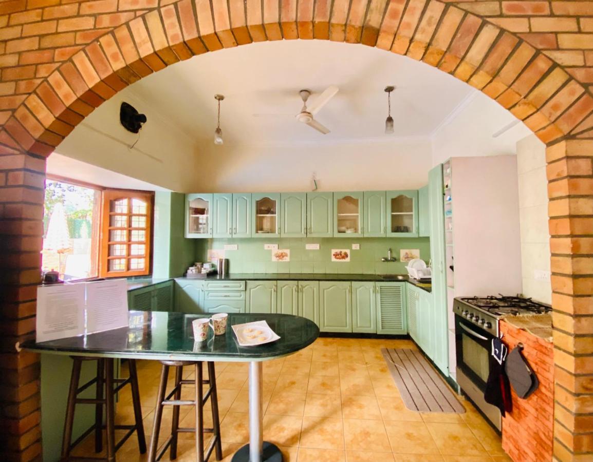Roshani Pool Villa Gurgaon - 7Br #Privatepool #Villa #Bungalow #Garden #Staycation Zewnętrze zdjęcie
