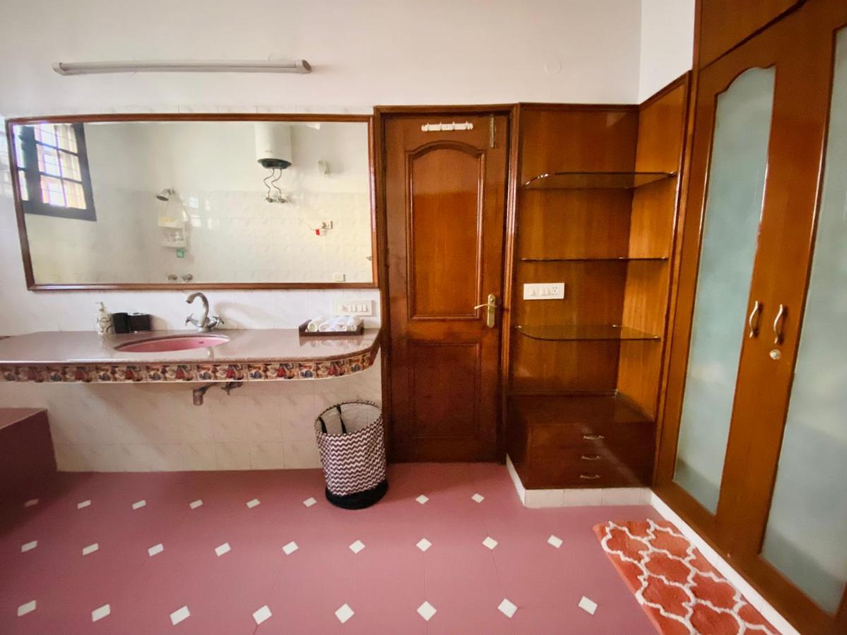Roshani Pool Villa Gurgaon - 7Br #Privatepool #Villa #Bungalow #Garden #Staycation Zewnętrze zdjęcie