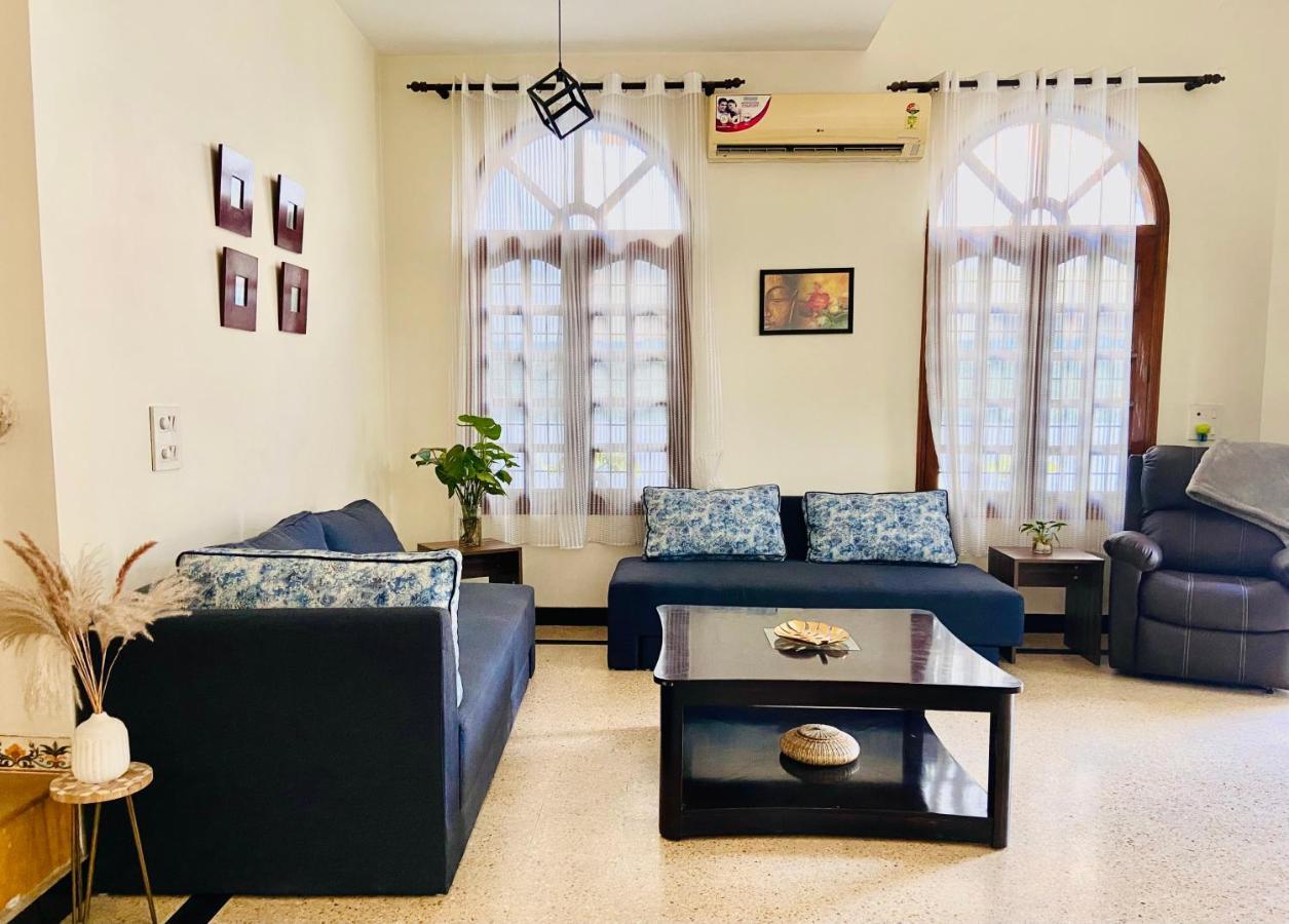 Roshani Pool Villa Gurgaon - 7Br #Privatepool #Villa #Bungalow #Garden #Staycation Zewnętrze zdjęcie