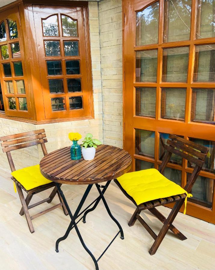 Roshani Pool Villa Gurgaon - 7Br #Privatepool #Villa #Bungalow #Garden #Staycation Zewnętrze zdjęcie
